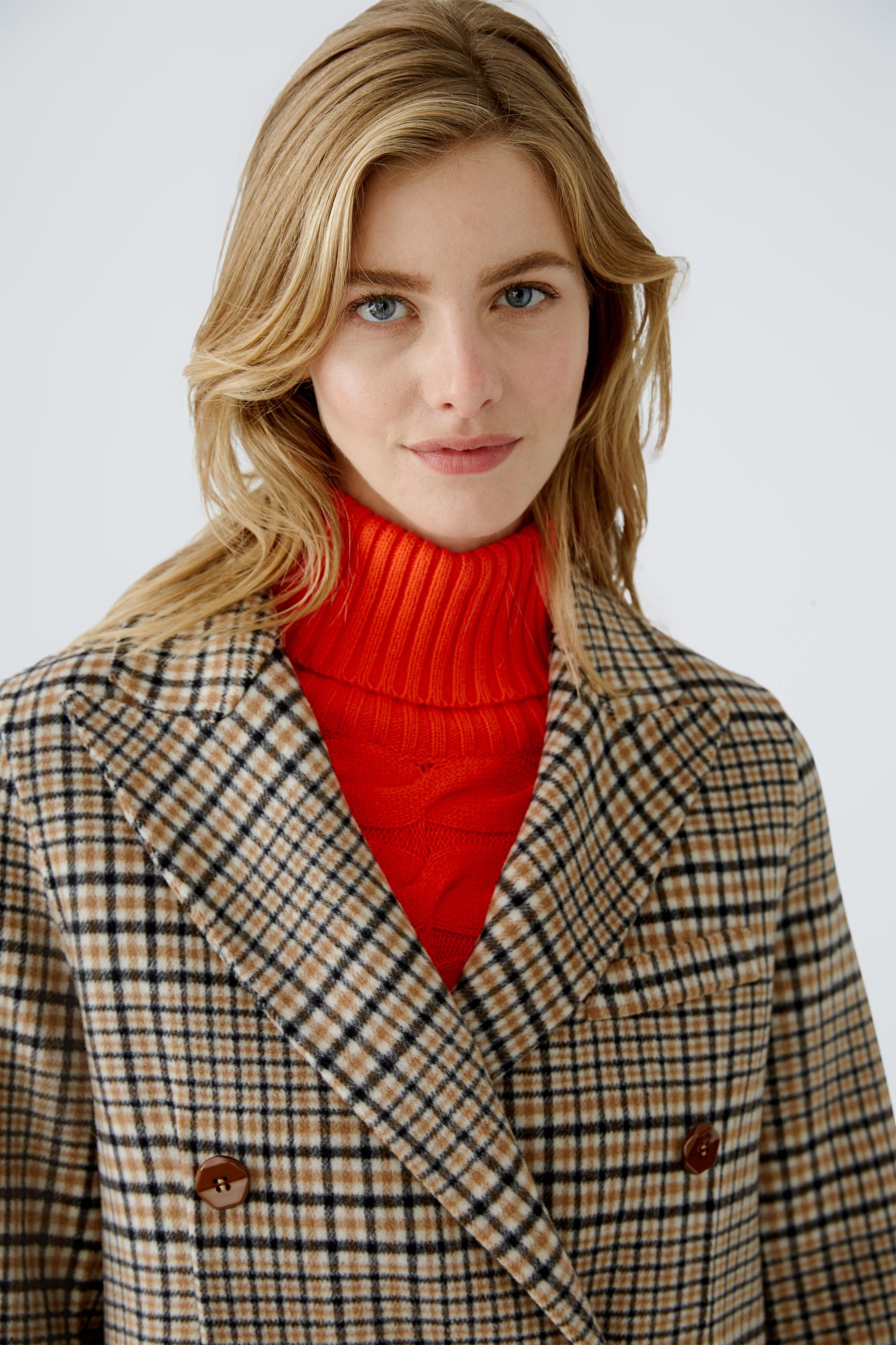 Oui, manteau élégant