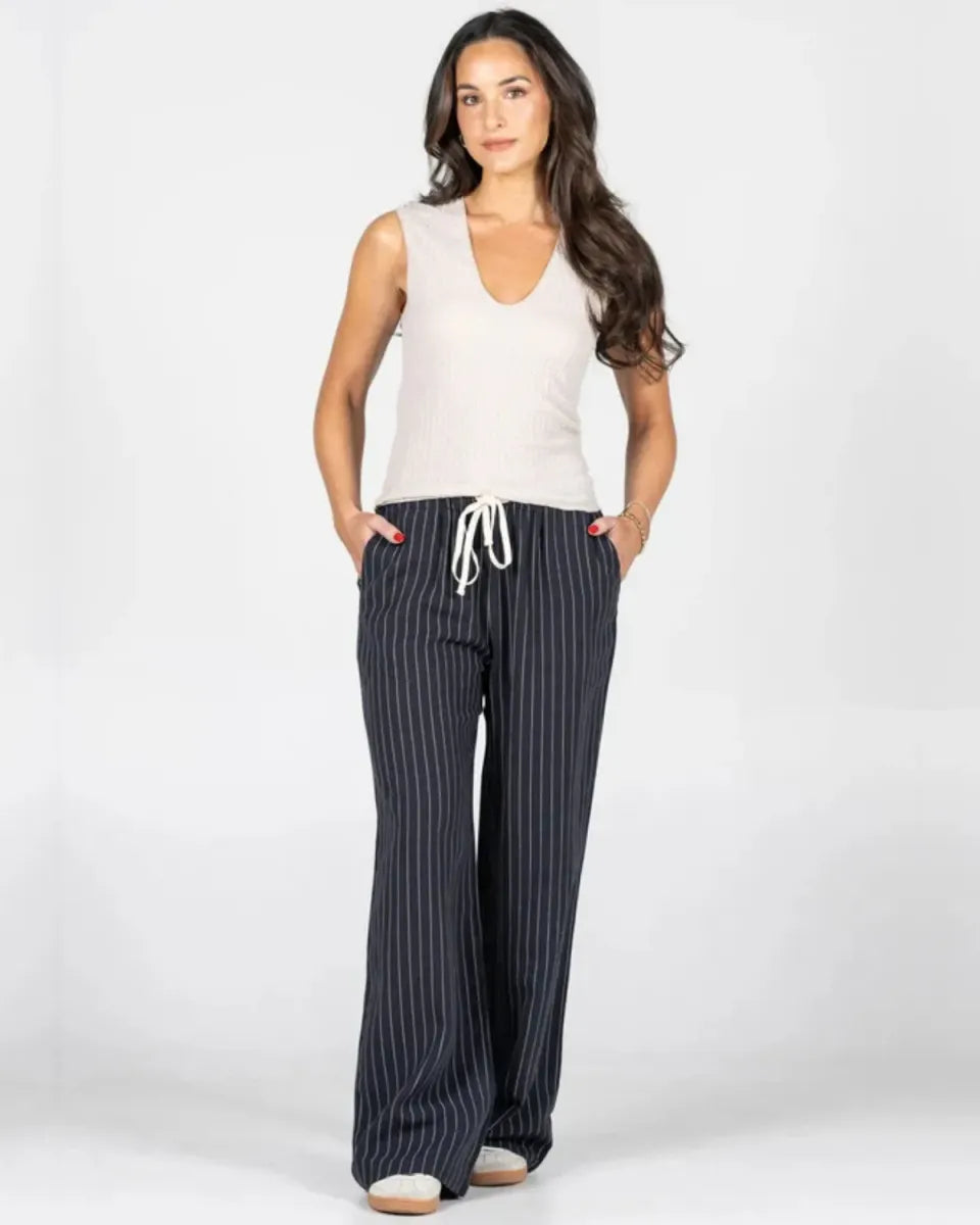 C'est Moi débardeur en tissu gaufré à col V profond DENIM