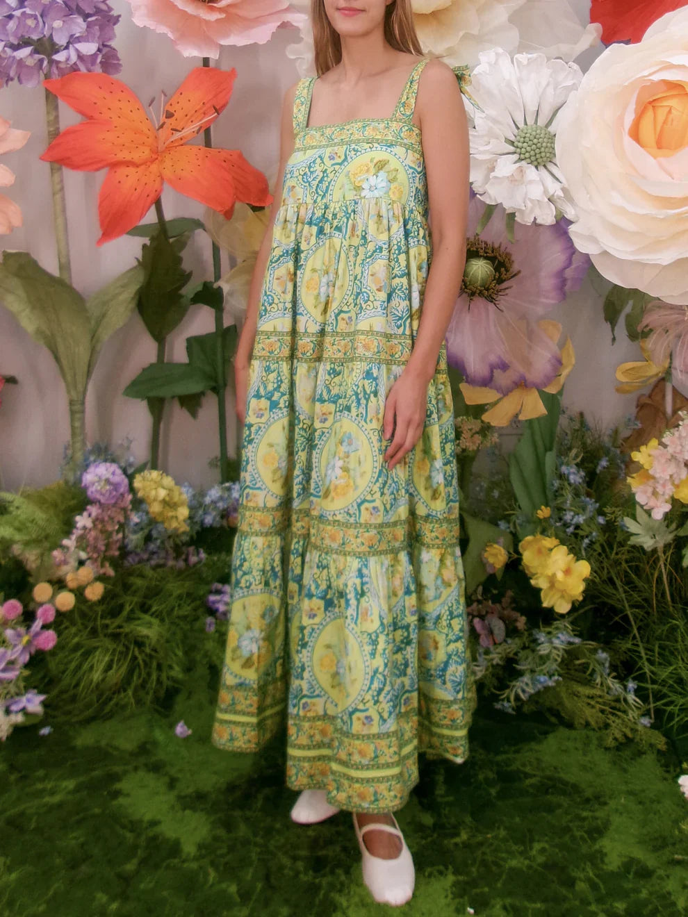Robe Brinley Love the Label
