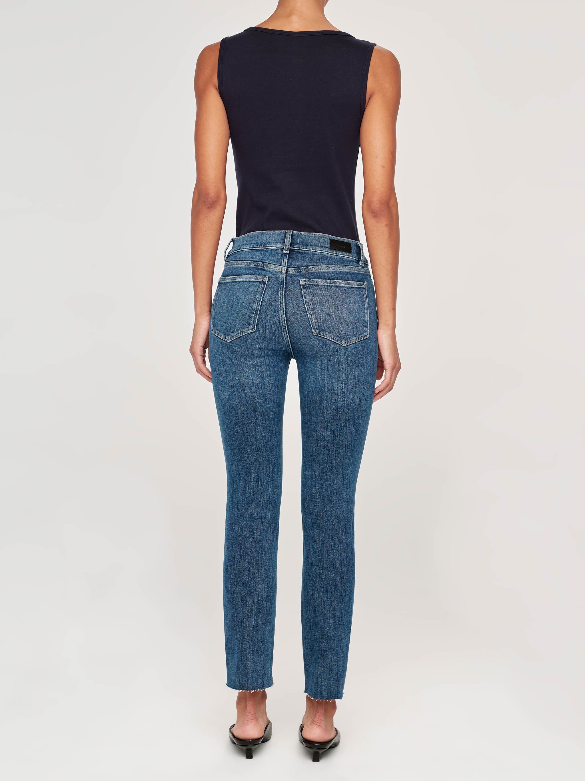 DL1961 MARA DROIT