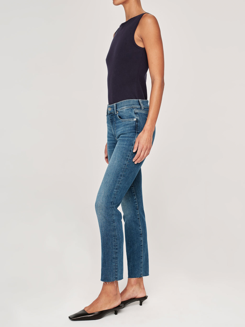DL1961 MARA DROIT