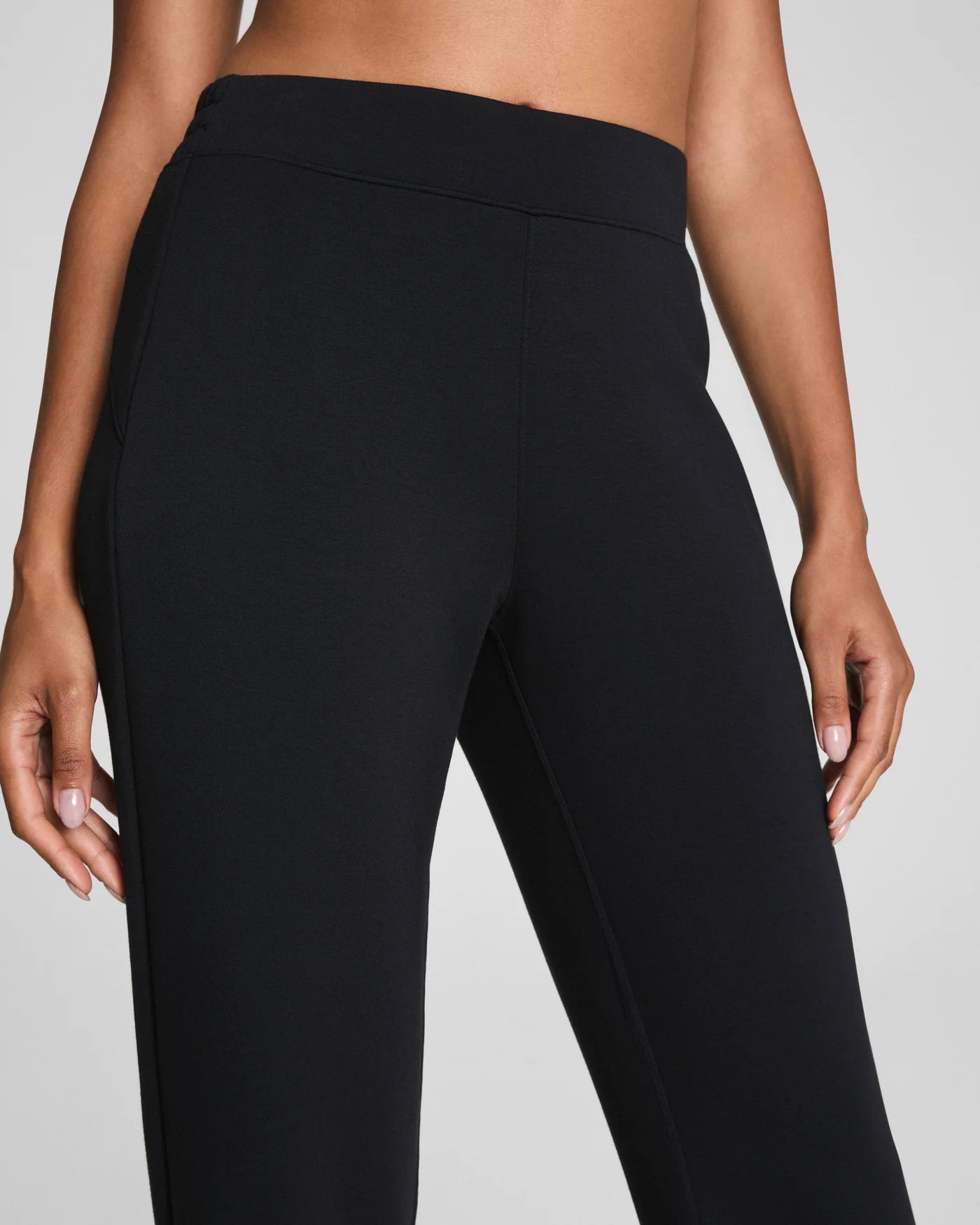 Pantalon droit ajusté AirEssentials Spanx