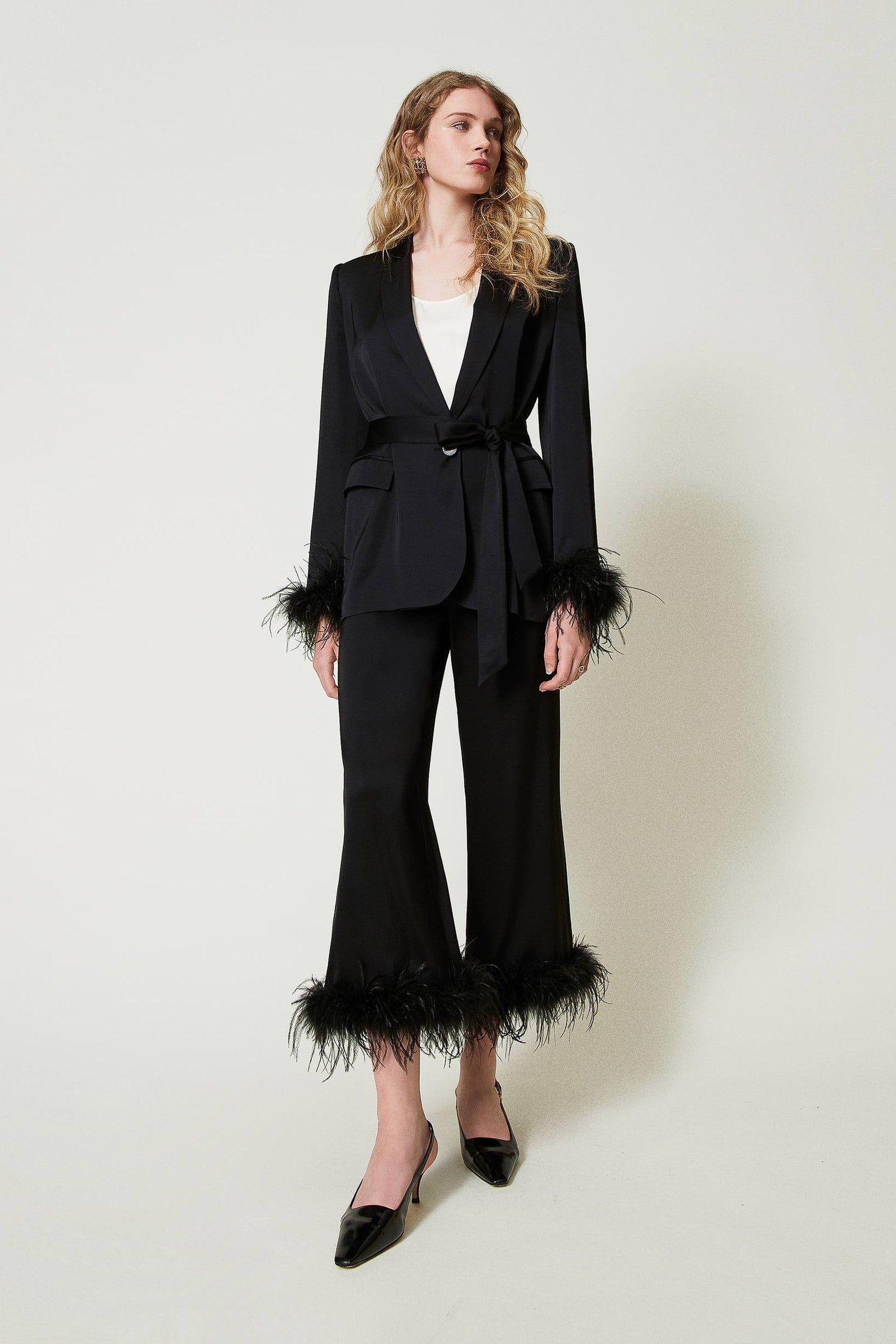 Pantalons en satin Twinset avec plumes