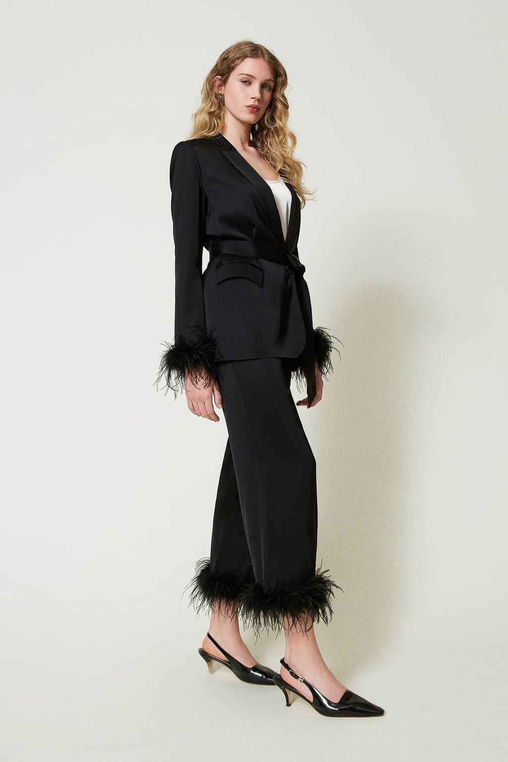 Pantalons en satin Twinset avec plumes
