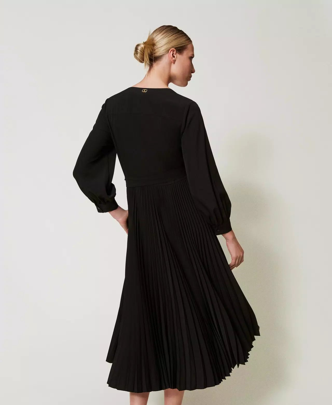 Twinset Robe midi plissée en crêpe de Chine