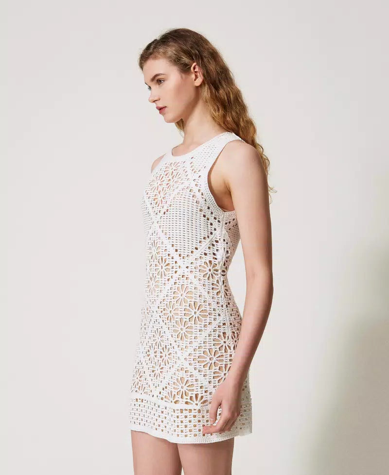Robe courte à fleurs en crochet Twinset
