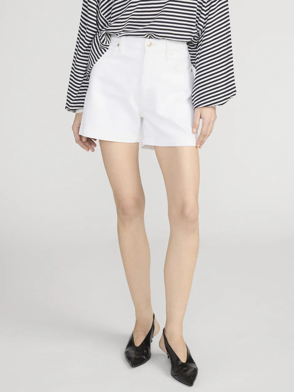 Frame The Everyday Au Natural Cream Short