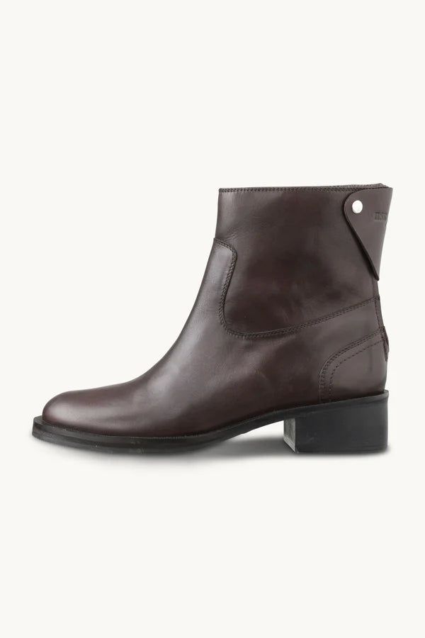 ILSE JACOBSEN ASTERIA01   200001-MARRON NOIR