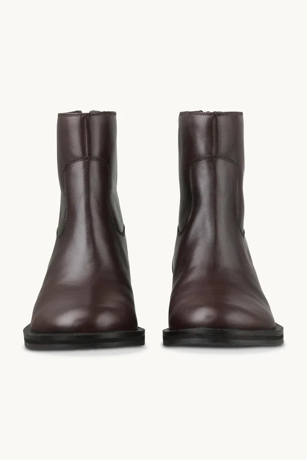 ILSE JACOBSEN ASTERIA01   200001-MARRON NOIR