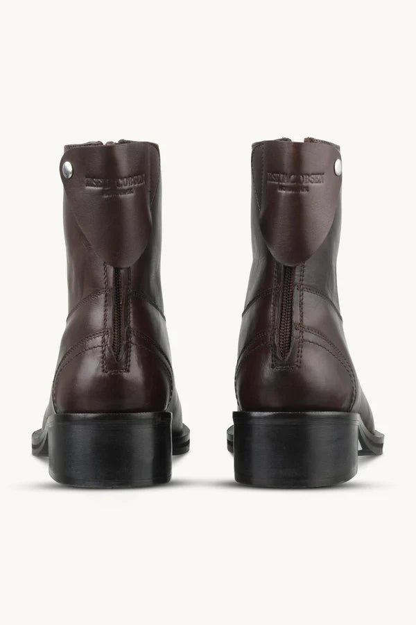 ILSE JACOBSEN ASTERIA01   200001-MARRON NOIR