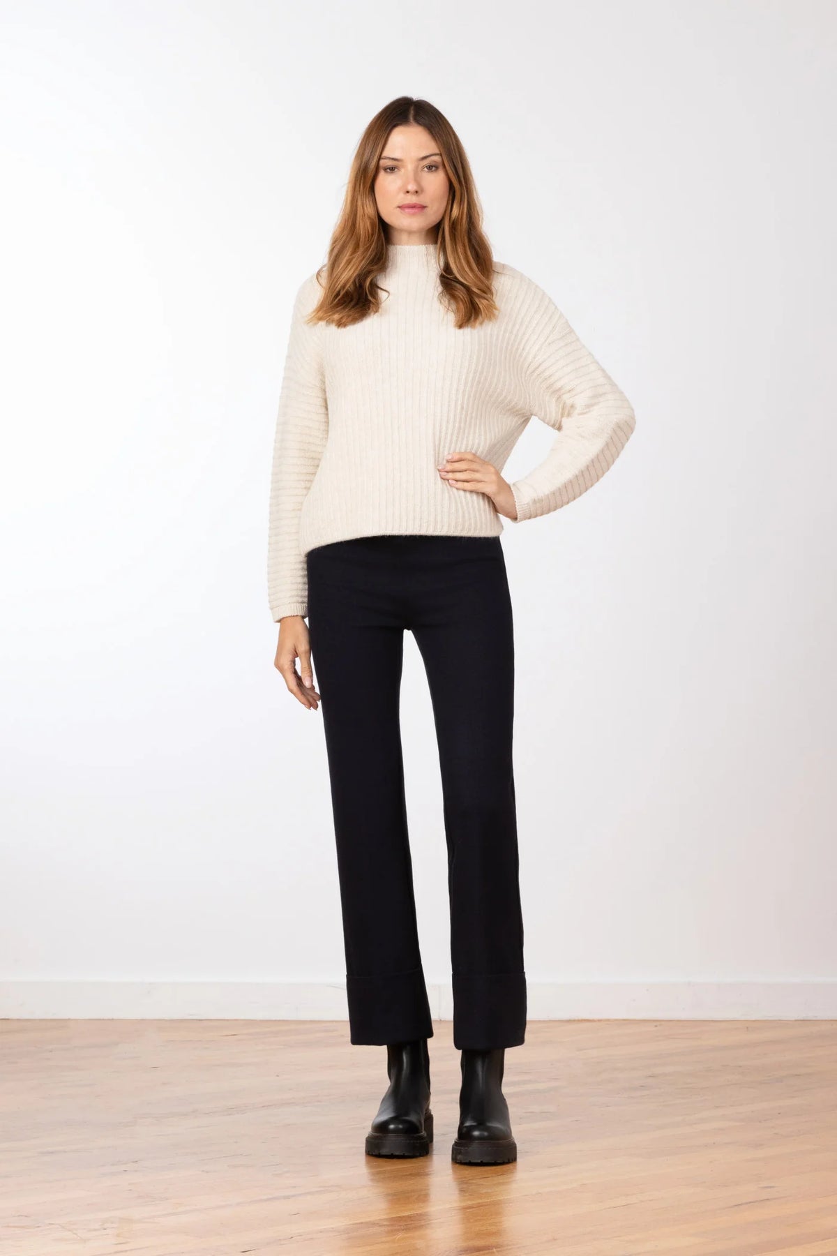 Avenue Montaigne - Bonnie Cozy