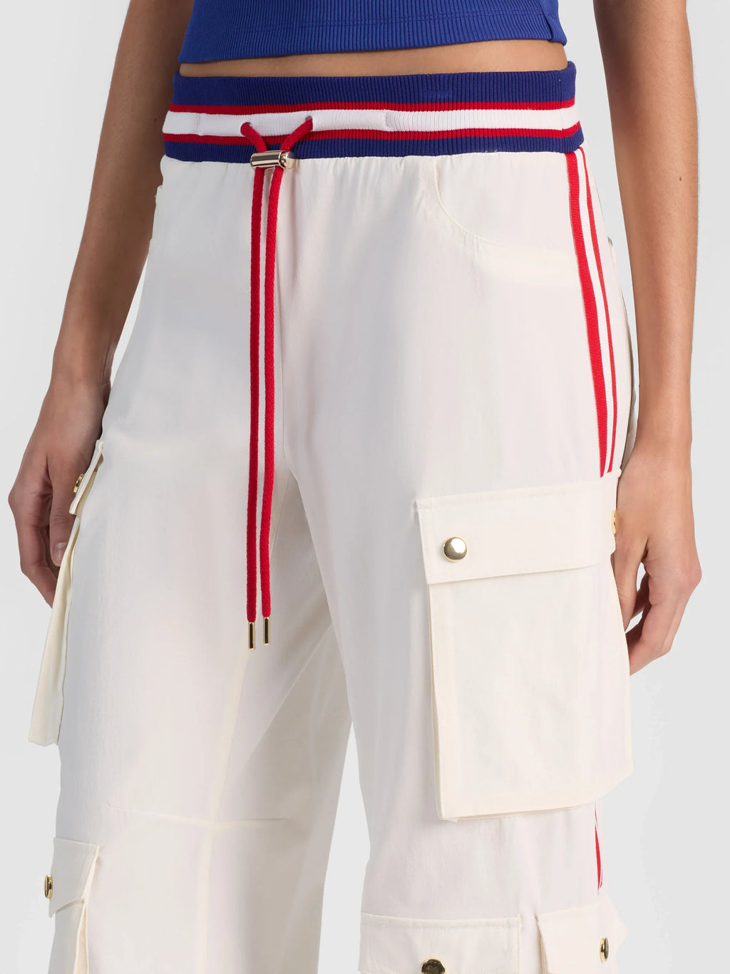 Alice & Olivia Olympua MR Baggy Pull On Cargo Pant W Side Stripe Off White