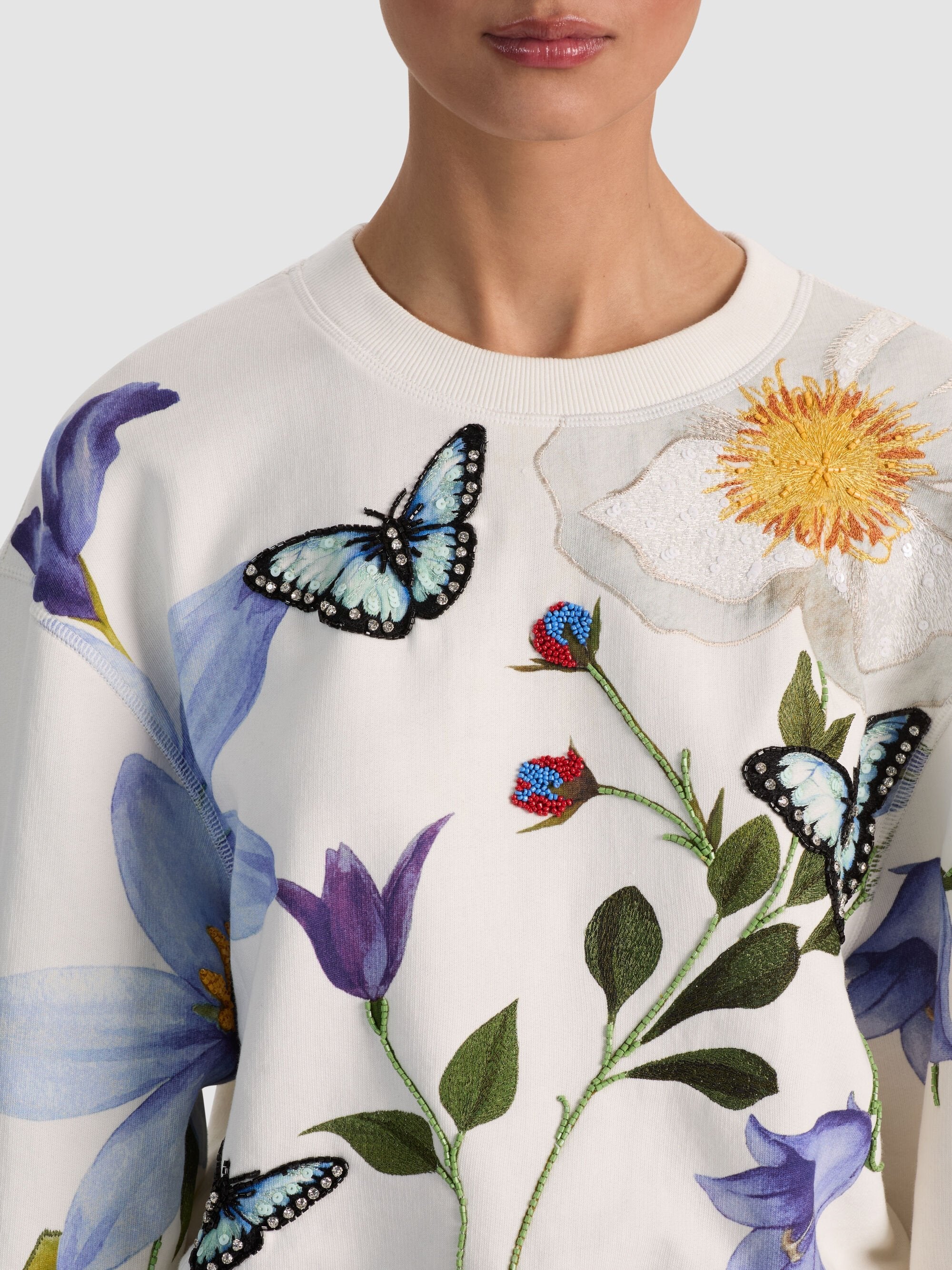 Alice & Olivia Russel Embell Relaxed Crewneck Sweatshirt Twisting Vines