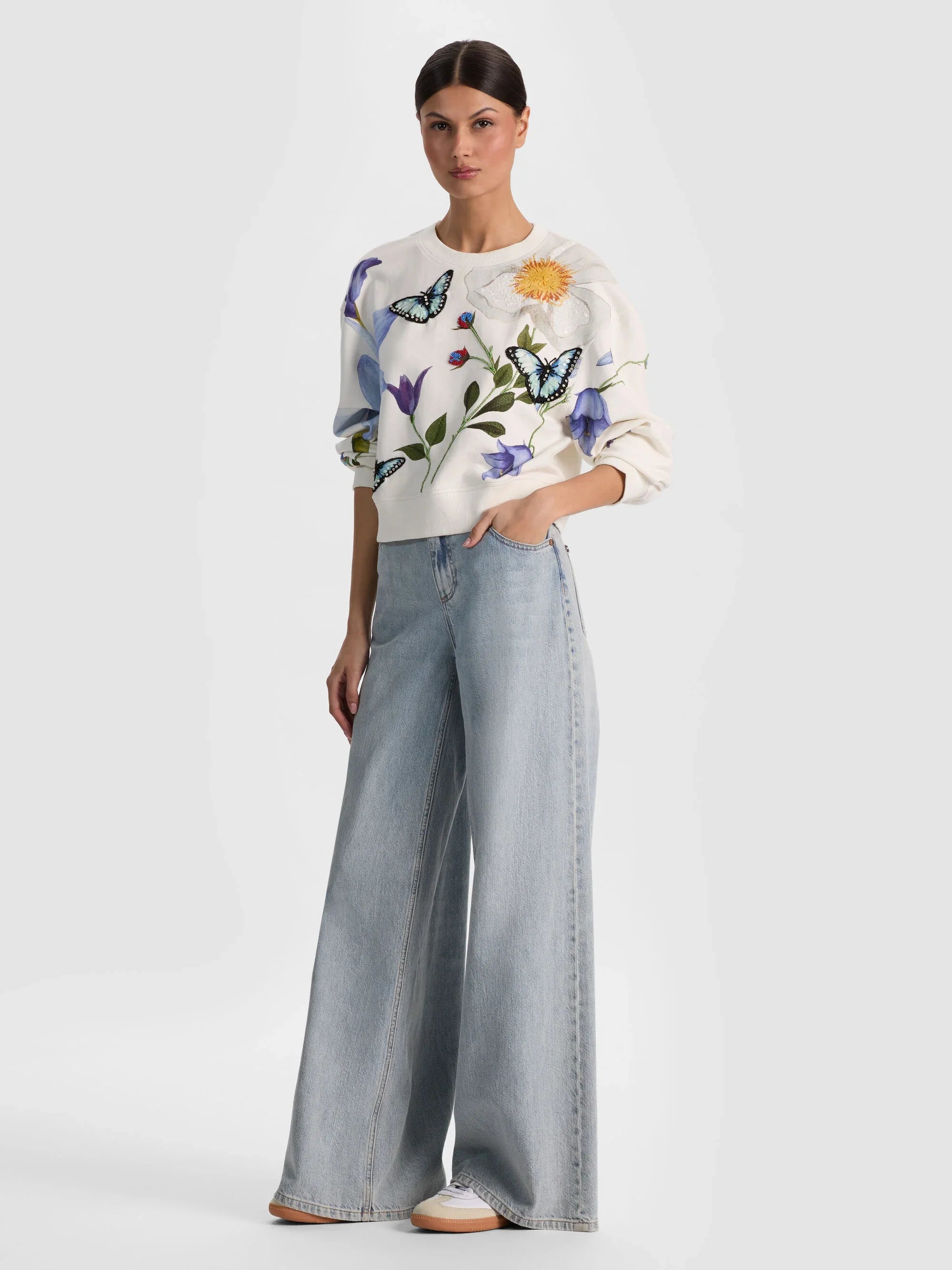 Alice & Olivia Russel Embell Relaxed Crewneck Sweatshirt Twisting Vines