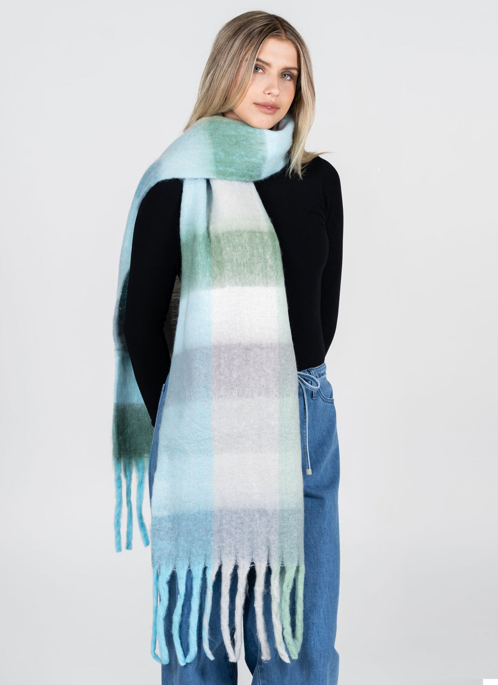C'est Moi Plaid Blanket Scarf