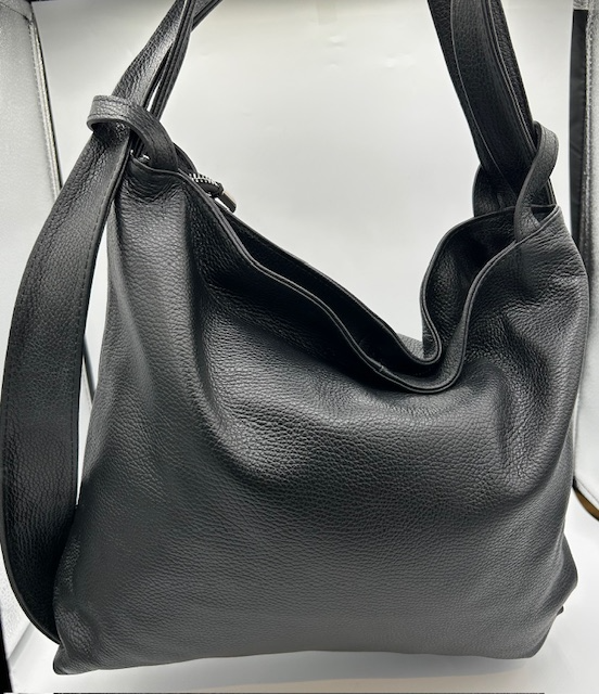 Sac à main et sac à dos en cuir