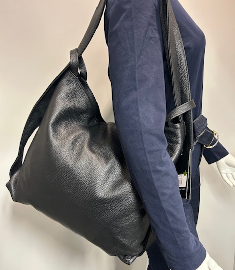 Sac à main et sac à dos en cuir