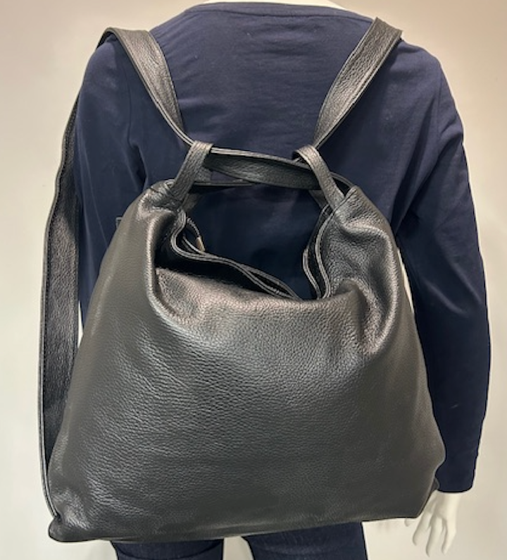 Sac à main et sac à dos en cuir