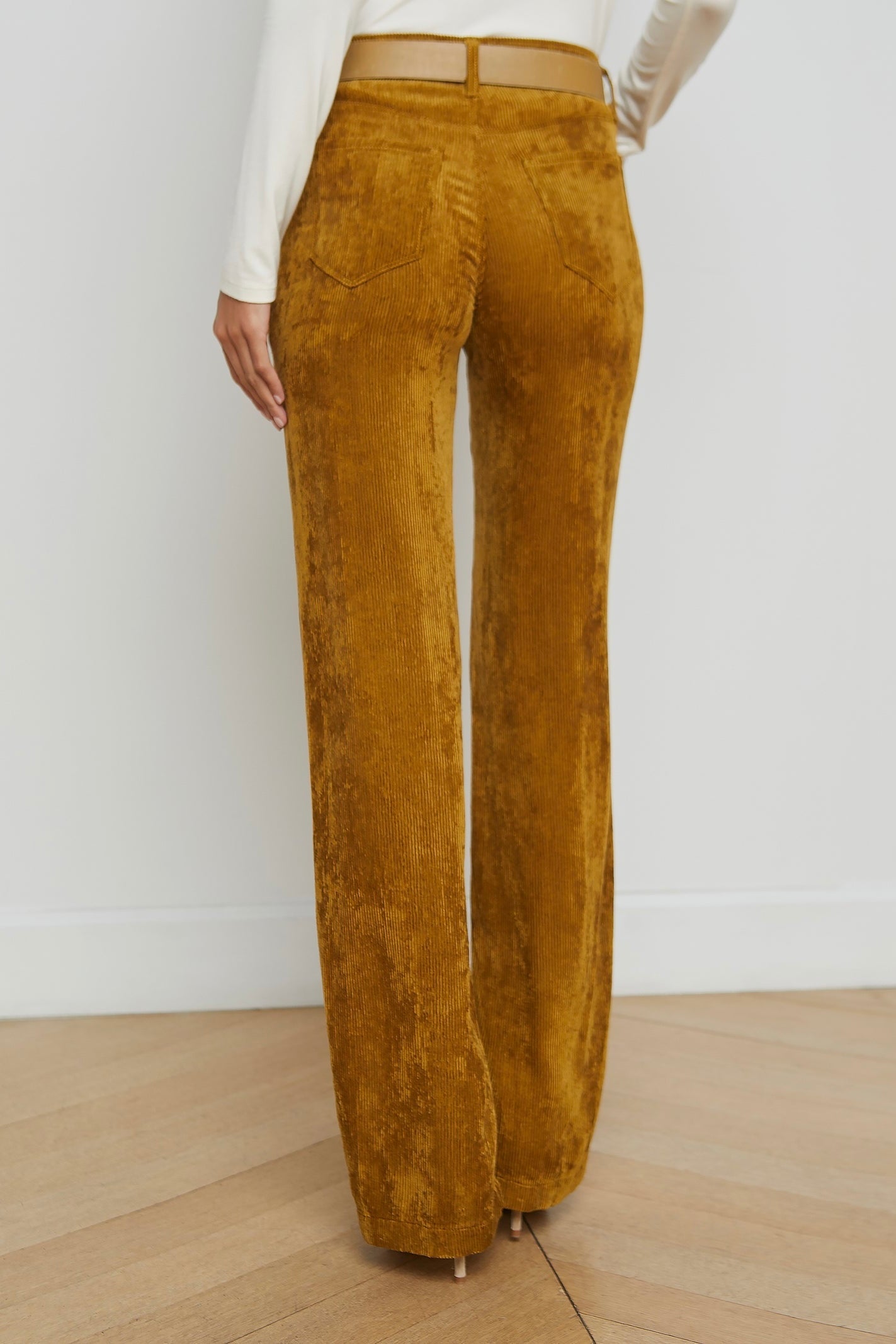 Pantalons à jambes larges côtelés L'Agence Scottie