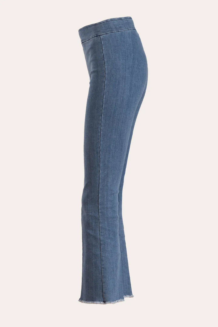 AVENUE MONTAIGNE Leo Light Denim
