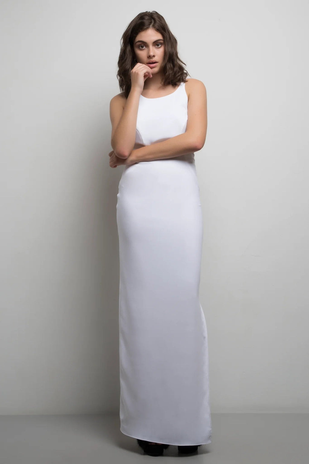 Robe dos nu Arti Gogna