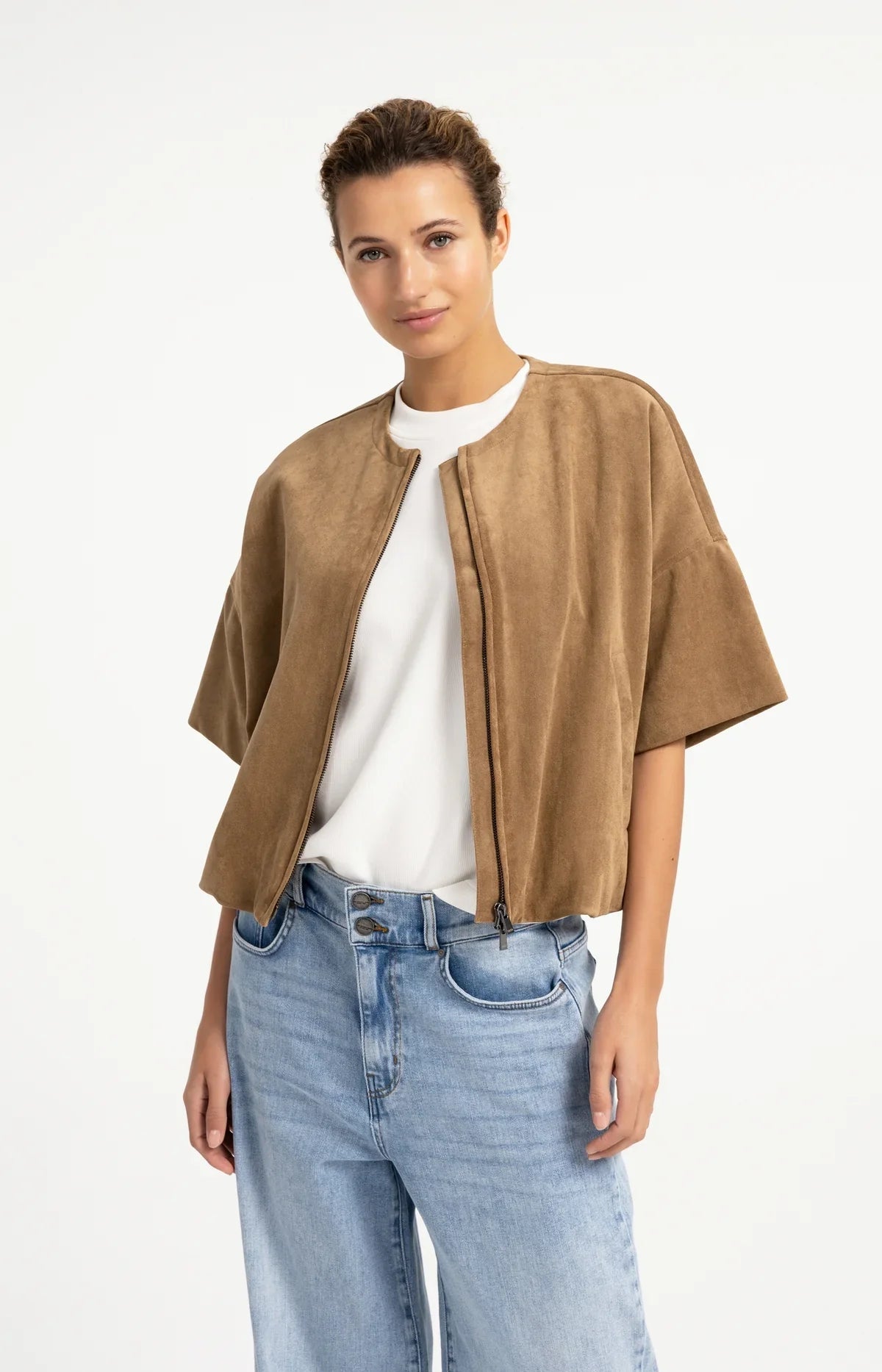 Yaya veste Deudine oversize à manches courtes avec bas volanté