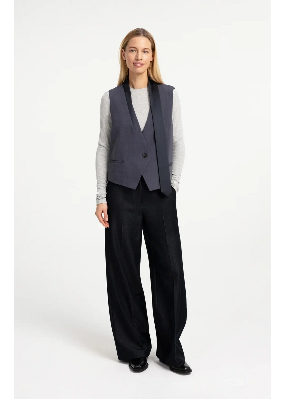 YAYA Woven Wide Leg Trousers with Belt - CatBlack