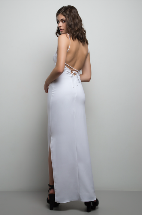 Robe dos nu Arti Gogna